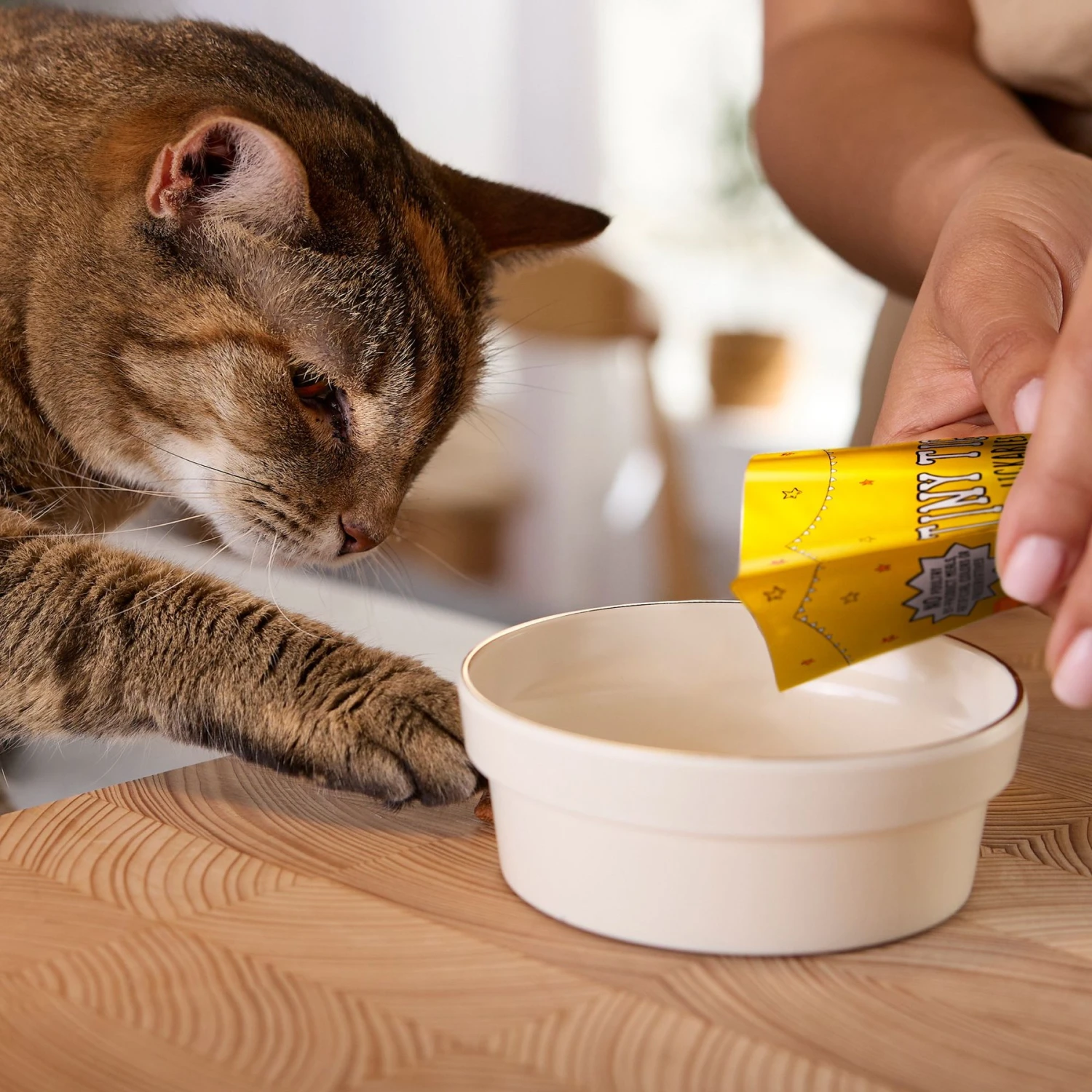 Tiny Tiger Lickables Stew Chicken & Veggies Recipe Cat Treat & Topper 8 Tiny Tiger Lickables Stew Chicken & Veggies Recipe Cat Treat & Topper - Image 6