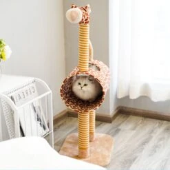 ZEZE Giraffe Tree With Tunnel & Scratcher Cat Furniture, Large -Almo nature Sales 700534 PT4. AC SS1800 V1668023595