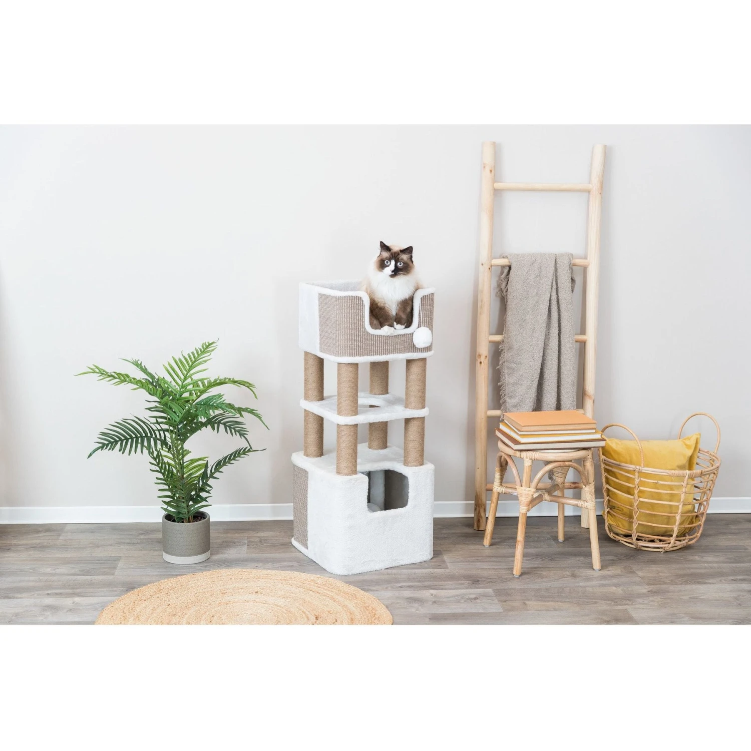 TRIXIE Lucano Cat Tree, Cream/Taupe 4 TRIXIE Lucano Cat Tree, Cream/Taupe - Image 2
