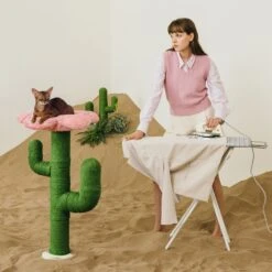 VETRESKA Blooming Cactus 41-in Cat Tree -Almo nature Sales 805102 PT7. AC SS1800 V1680527711
